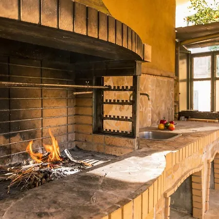 Traditional Rustic Maisonette By Konnect