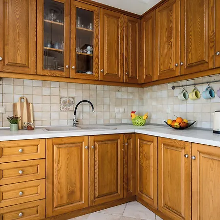 Traditional Rustic Maisonette And House By Konnect *
